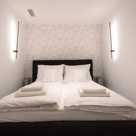 Wawel By Noah * Krasków